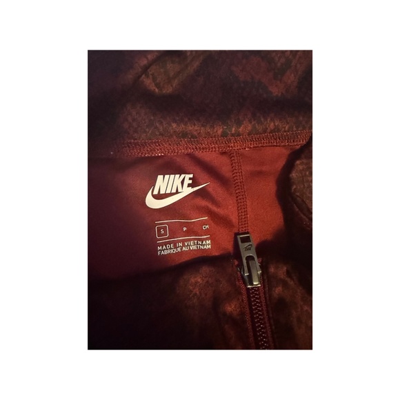 NIKE ZIPPER FRONT SNAKESKIN LEGGINGS - Picture 3 of 3